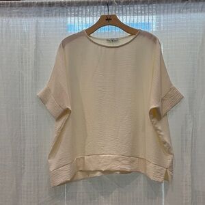 Chic Cream Women's Blouse